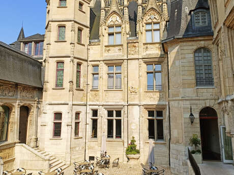Week-end pour 2 pers. Hôtel de Bourgtheroulde 5* et dîner des chefs