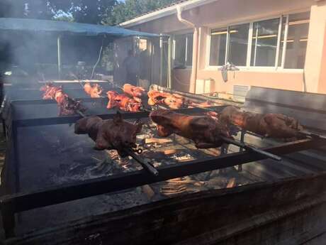 Soirée landaise cochon de lait et confit de canard