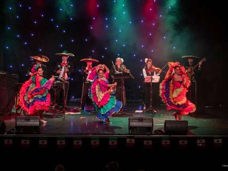 Les visiteurs du soir : Spectacle de Los Tropicales Mariachis