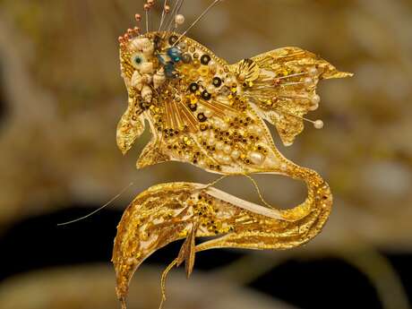 Exposition - Les Reliques des contes perlés - La maison du Père Castor