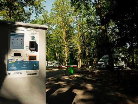 Aire Camping-car Park du Lac de Saint-Pardoux