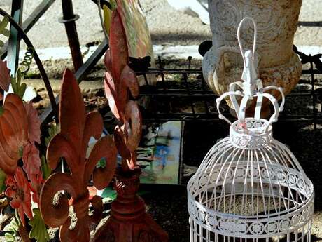 Vide grenier et marché artisanal