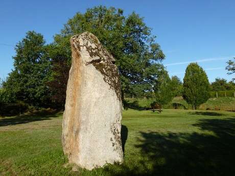Pierre du Général et jardin d'amour