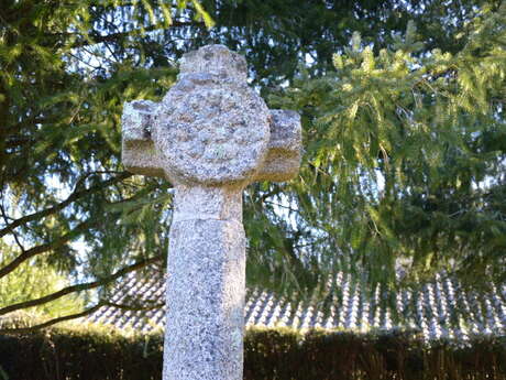 Croix de Sainte-Anne Morterolles-sur-Semme