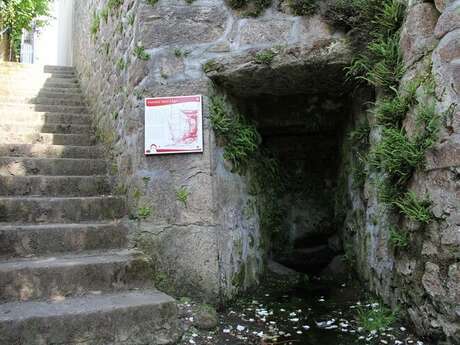 Fontaine Saint-Léger