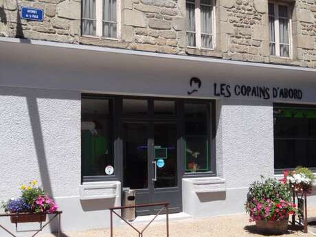 Les Copains d'abord Les Copains d'abord