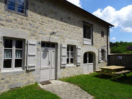 Maison Raymond