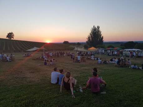Apéro Sunset by Château Poulvère