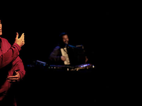 Théâtre Hélios : Une peau plus loin / La Farouche compagnie