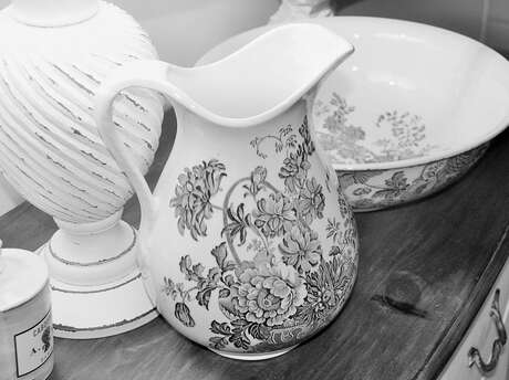 Antiquité brocante - L'atelier des filles