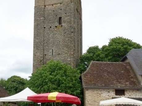 Marché de la Tour à Château-Chervix