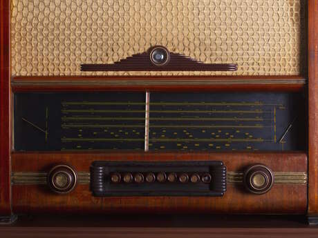 Les postes de radio : histoire et évolution