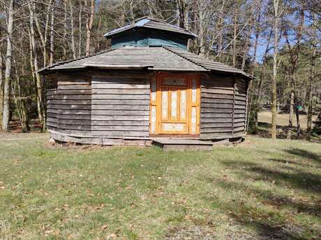 Yourte de la Ferme de Vassivière (4 personnes)
