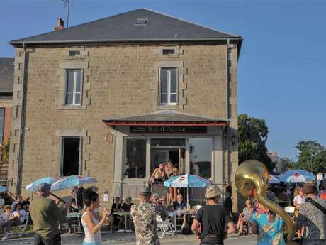 La fête du village de Champagnat