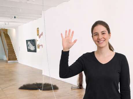 Visite de l'exposition - Chères créatures en langue des signes française