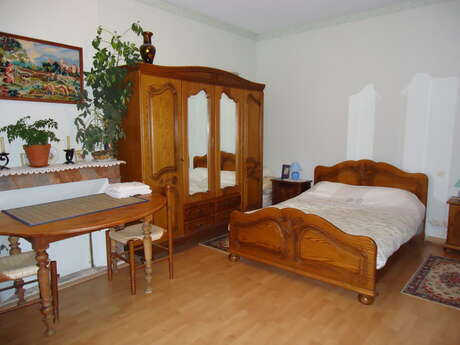 Chez Dominique Lucas