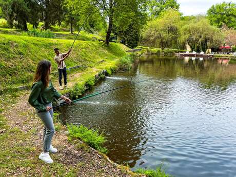 Domaines du Moulin Authier : concours de pêche, visite et repas festif