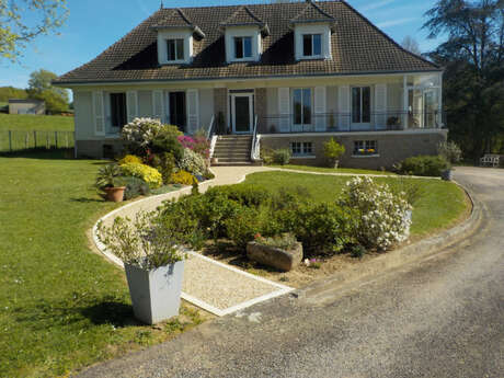 Chamant appartement dans maison de caractère