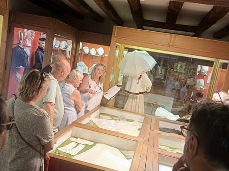 Visite guidée en anglais - traditions et artisanat d'hier