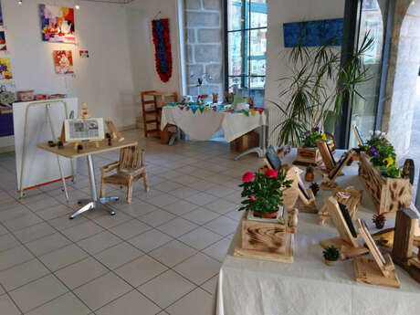 Boutique estivale d'artisanat d'art