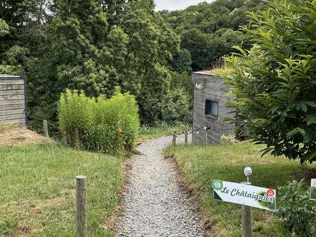 Chalet en bois Le Châtaignier "Les 3 Châtaignes"