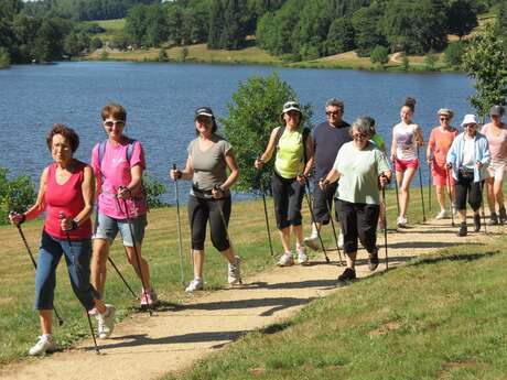 Octobre Rose 2025 : Balade et exercices sportifs au lac d'Arfeuille