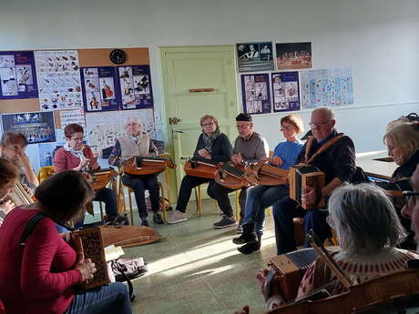 Stage de musique traditionnelle de Lou Gerbassou