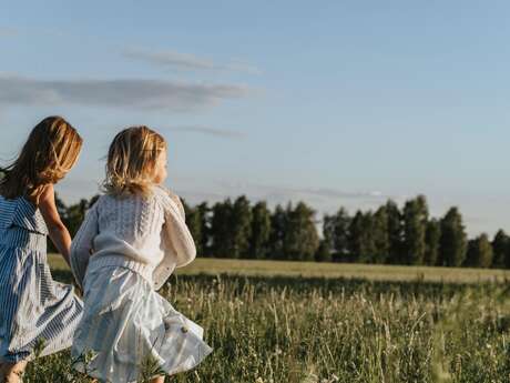 Les petites oreilles | Histoires dans les airs