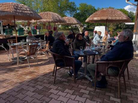 Restaurant - Camping L'étang de Laubanère