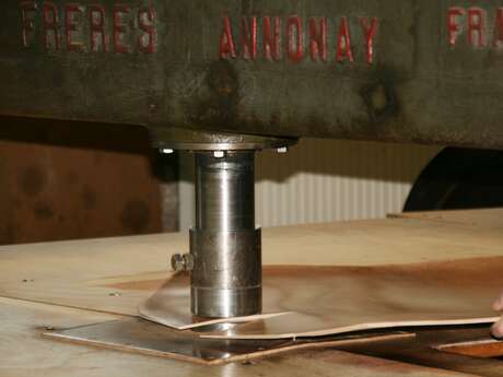 Ici, nos savoir-faire Tannerie Bastin