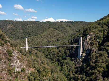 Un Viaduc et des paysages