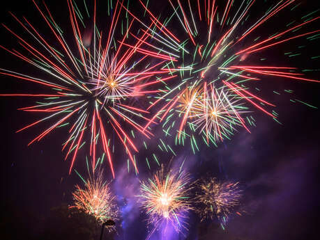 Feu d'artifice au Champ de Juillet - Limoges Feu d'artifice au Champ de Juillet - Limoges