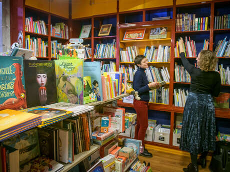 Dédicace de Sophie Jomain - Rêv'en Pages (Limoges)
