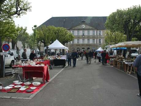 Brocante, vide-greniers