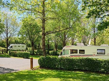 Camping de Pierre Buffière Camping de Pierre Buffière