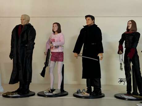 Exposition/vente de véhicules miniatures B.D., figurines, ours tissu