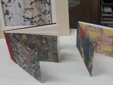 Atelier découverte cartonnage et papier marbré