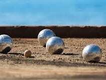 Concours de pétanque