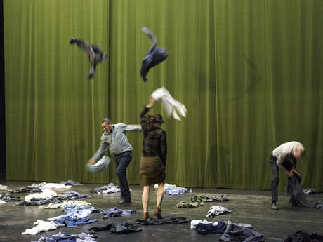 Spectacle : Le bruit des arbres qui tombent