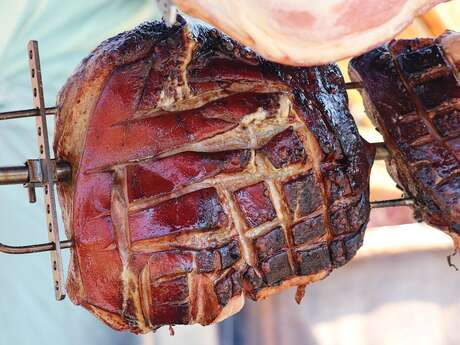 La Roche Animation : Soirée cochon à la broche