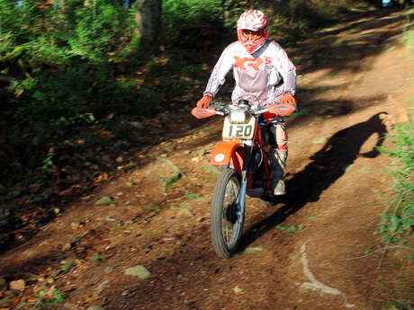 Sur les traces de la bête - rando moto