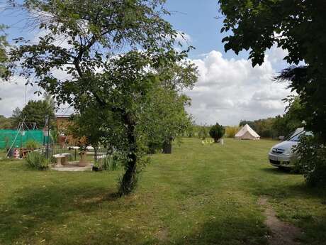 Camping chez l'habitant - Camping de la Maye