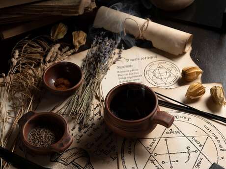 Marché des "gentilles" sorcières à Saint-Arnoult