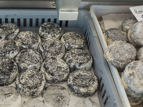 Marché de producteurs à Lancé