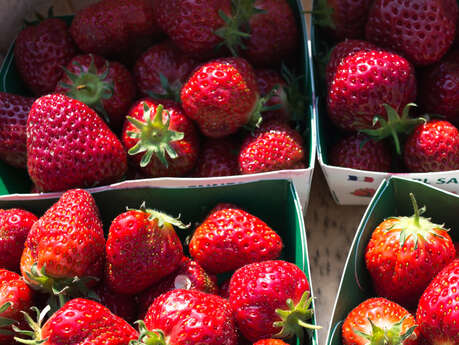 Marché à Azé