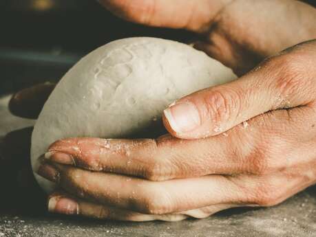 Atelier famille "Le pain du façonnage à la cuisson" à la Commanderie d'Arville