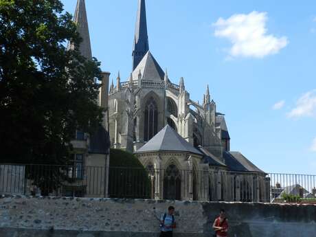 Initiation de la pêche du Chevesne à la mure et aux Insectes à Vendôme