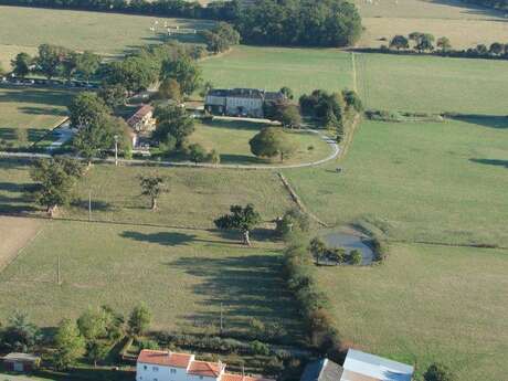 Domaine de l'Ecorce - Gîte de séjour le Pressoir