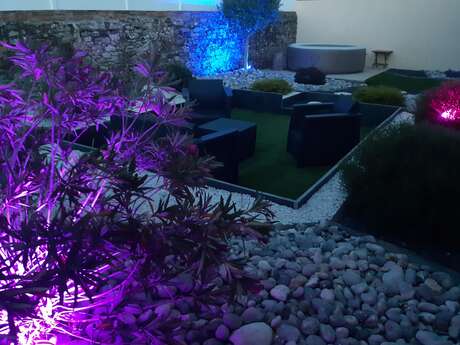 Logement "Au coeur du Vignoble et spa" avec jacuzzi privatif