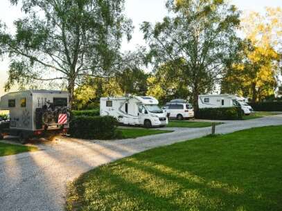Aire Camping-car park Avoise